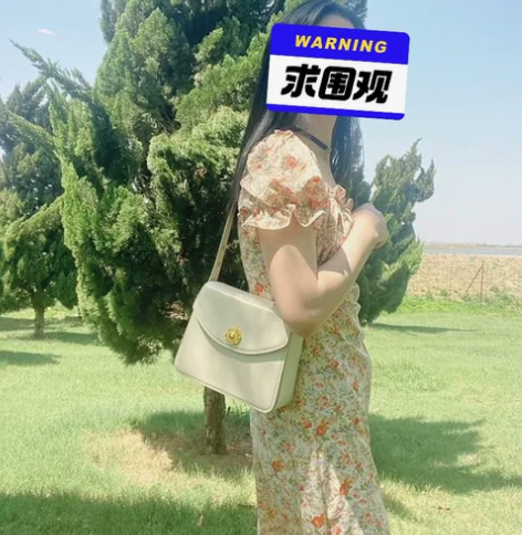 法式连衣裙。穿过2次。拍照好看。105斤内...