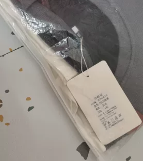 全新男士加绒卫衣，质量[送花][棒]买到赚...