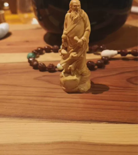 小叶黄杨木雕(谢灵运)规格8*3*2.5C...