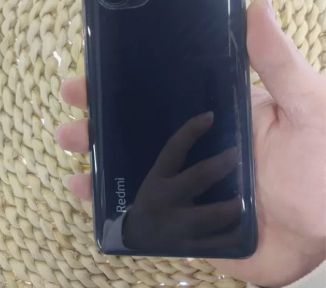 红米K40，8+128G内存，骁龙870处...