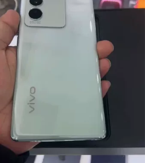 还是用不惯安卓，所以这台只用了十天的高配v...