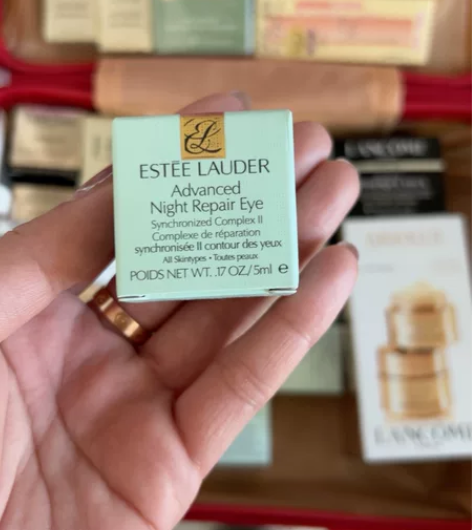 雅诗兰黛抗蓝光眼霜5ml 感兴趣的话点“我...