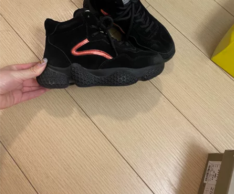 运动鞋，加厚绒加厚很保暖，35码，穿过一次...