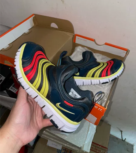 Nike耐克DYNAMO FREE幼童运动...