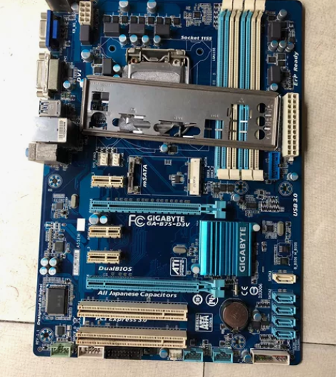 技嘉GA-B75-D3V拆机主板，收回来都...