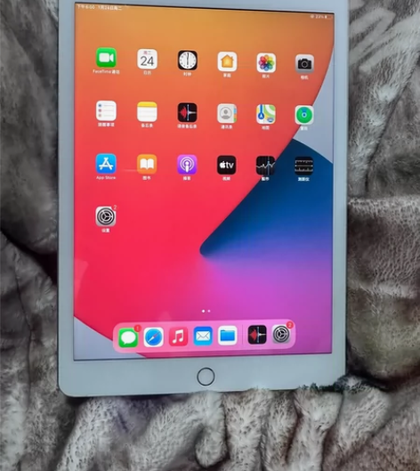 ipad 8 2020款 国行128G 成...