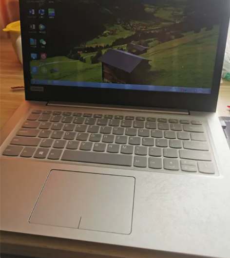 出售自用笔记本 上网课 办公都可，影音娱乐...