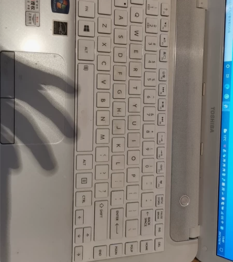东芝笔记本  i5 3210m  4G内存...