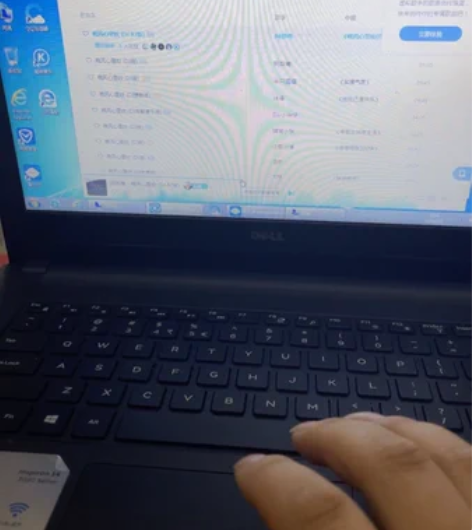 戴尔笔记本 屏幕尺寸14寸 四核4g  1...