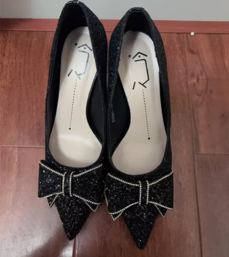 全新未穿过 喜欢拍下靴子70 高跟鞋60 ...