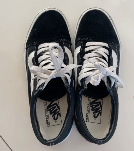 vans经典款女鞋 37码 8成新 60包...