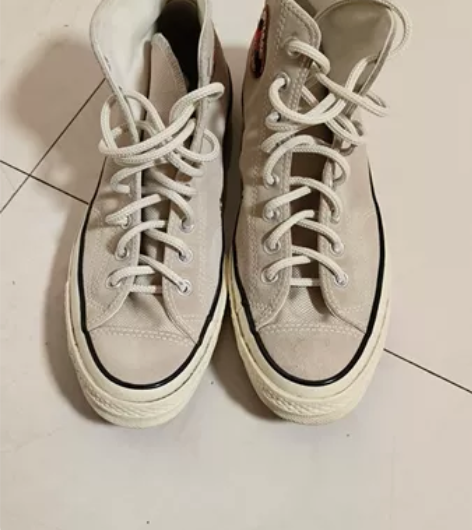 匡威  沙漠灰色   42码   内长27...