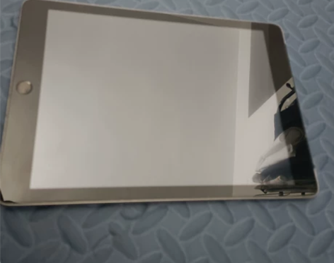 ipad第六代，128GB 可插卡 指纹解...