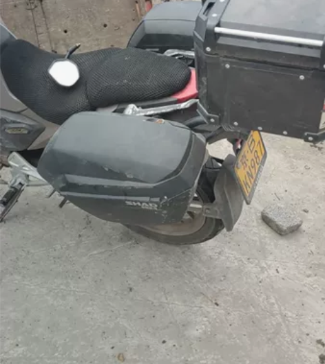 力帆kpt200摩托车，电喷水冷，18年7...