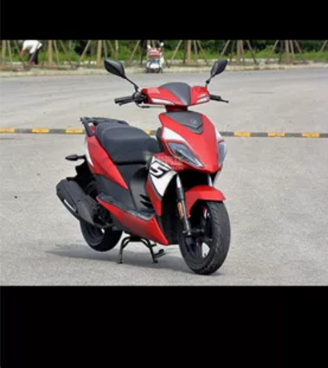 宗申mo战125踏板单摇臂摩托车，几乎全新...