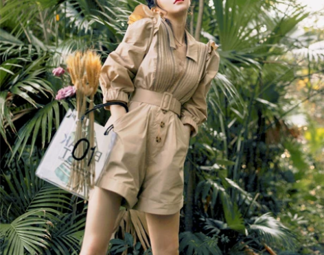 SP 灯笼袖七分袖蕾丝V领腰带收腰连体裤修...