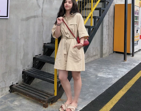 李潇洒胖mm高腰显瘦连衣裙女装夏季大码工装...