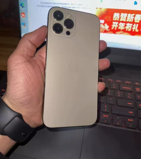 苹果12promax   美版有锁 128...