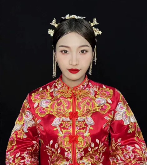 1、证件照妆面50 (水,乳,隔离,粉底,...