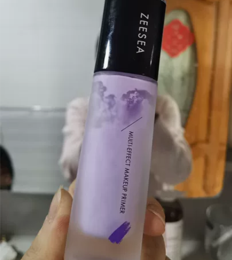 滋色隔离，朋友送的 感兴趣的话点“我想要”...