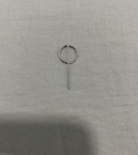 华为荣耀原装取卡针 自用手机里的，保证原装...