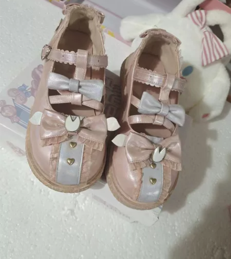 正品咩咩兔洛丽塔娃娃鞋37码,非全新,有穿...