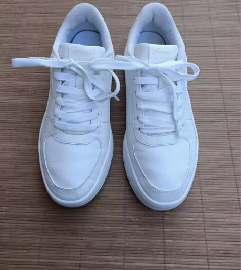 二手李宁44.5码运动鞋 鞋子保证正品  ...