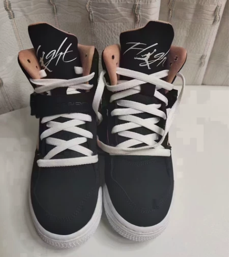 乔丹 高帮运动女鞋36.5、38卖了， 只...