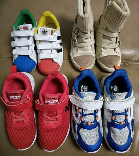 阿迪达斯，特步，安踏等4双鞋，29码鞋，内...