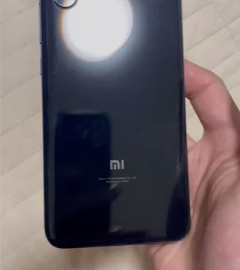 小米8屏幕指纹版6128g，全原装未拆过机...