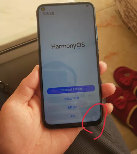 华为nova5i 8加128内存,进水...