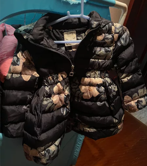 儿童花苞裙外套女童外套棉服 尺码90 包邮...