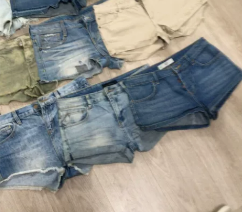 9.5成新 牛仔短裤 zara， UR ，...