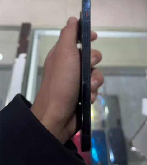 苹果12promax美版无锁 靓机 屏幕无...