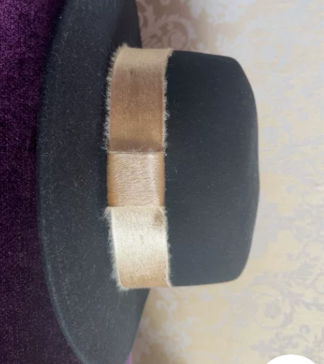 纯羊毛黑色礼帽 感兴趣的话点“我想要”和我...