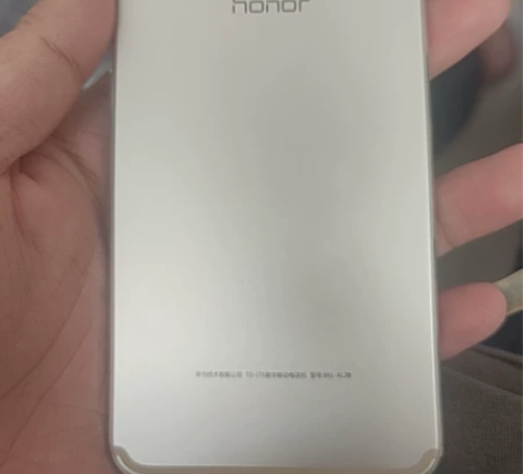 荣耀V10 6加128的,成色,机子全原...