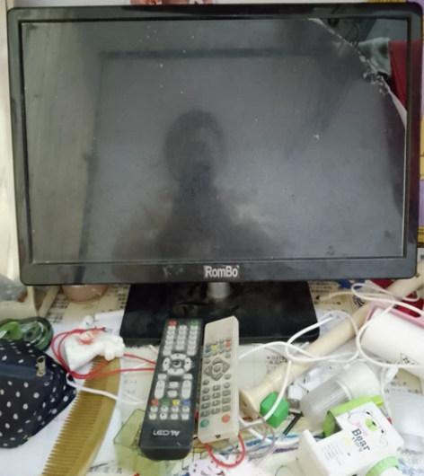 完好无损,功能正常,19寸高清液晶电视机 ...