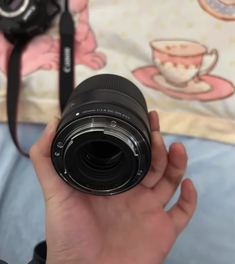 99新适马efm 30mm f1.4 定焦...