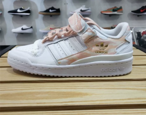 阿迪三叶草男女运动休闲鞋板鞋GY6984 ...