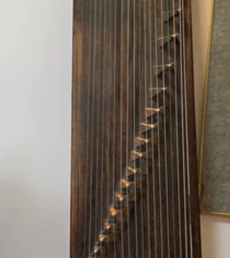 闲置古筝一架 感兴趣的话点“我想要”和我私...