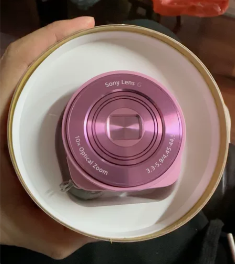 转让闲置9.9成新Sony dsc-qx1...