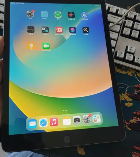 ipad8 2020款128g wifi版...