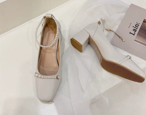 玛丽珍单鞋女，买来没穿过，试过感觉不太适合...