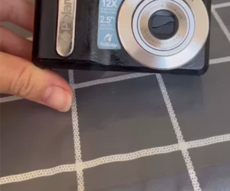 宝丽来i533数码相机 成色如图 相机有使...