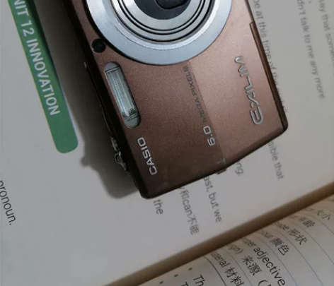 卡西欧z600  可以发细节图 想要的可以...