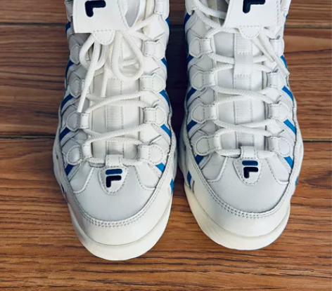 斐乐男款老爹鞋，41码，秋冬款，专柜六百多...