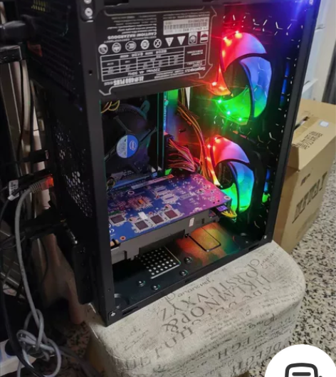 电脑主机，全新机箱，新作系统没广告弹窗，加...