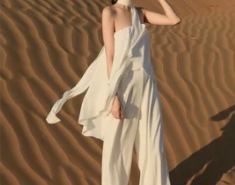 海边度假沙滩裤2020新款流行白色抹胸连体...