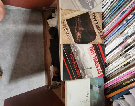 郭敬明小时代三本，加幻城和夏至未至，一共5...