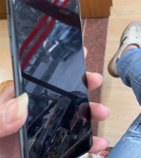 苹果11Pro 国行256G，只换电池，其...